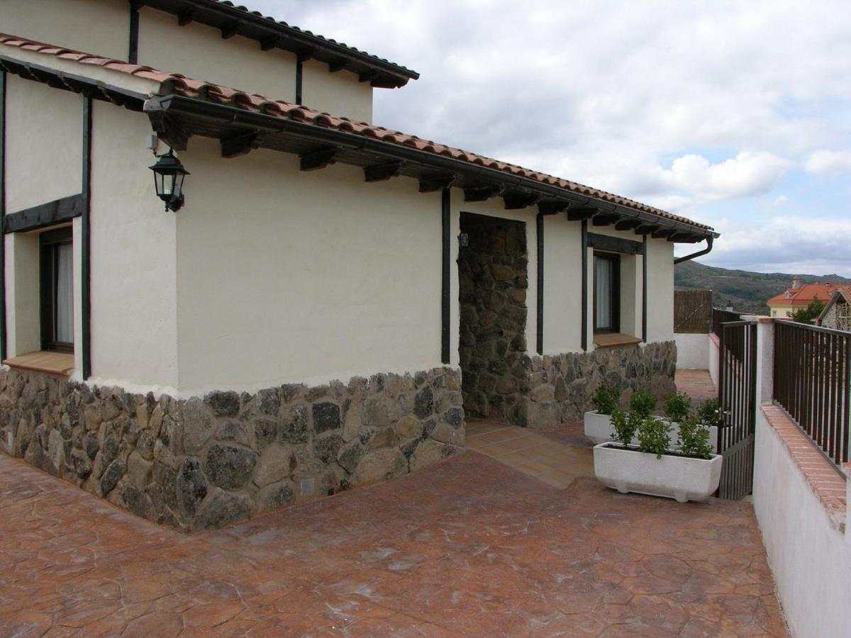 casa las serijuelas Villanueva de Avila Exterior foto